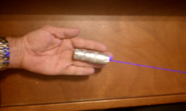 [Image: tiny-laser.jpg]